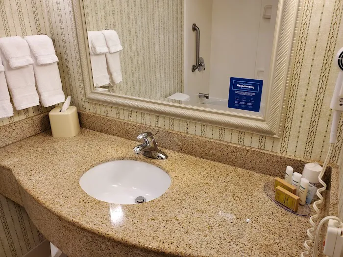 Hilton Garden Inn Syracuse 4