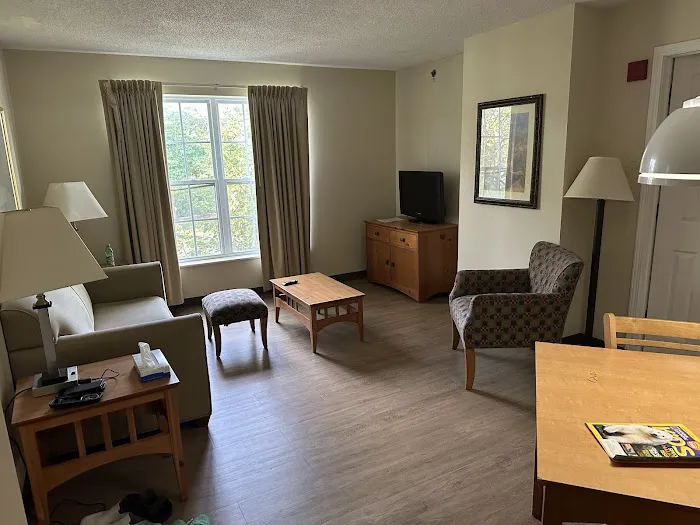 CrestHill Suites Syracuse 4