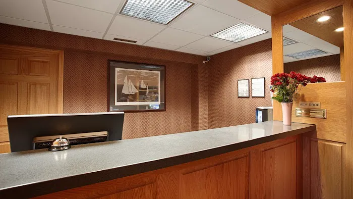 Quality Inn Tully 4