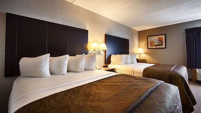 Quality Inn Tully 4