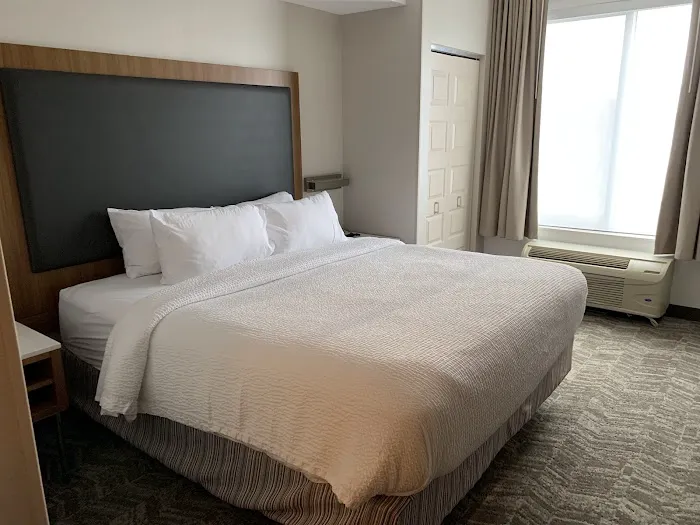 SpringHill Suites Syracuse Carrier Circle 4