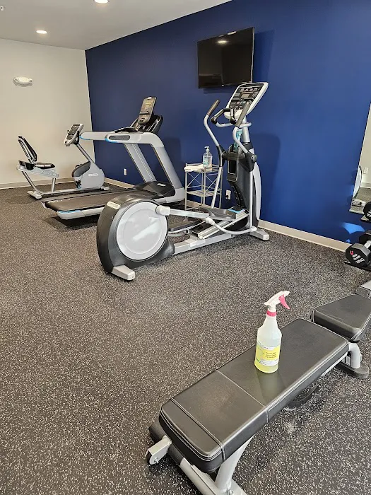 Microtel Inn & Suites by Wyndham Amsterdam 4
