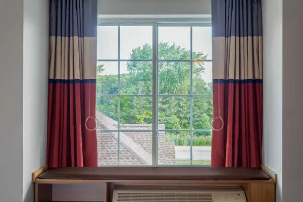 Microtel Inn & Suites by Wyndham Amsterdam 4