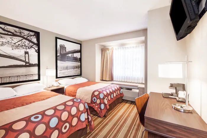 Super 8 by Wyndham Schenectady/Albany Area 4