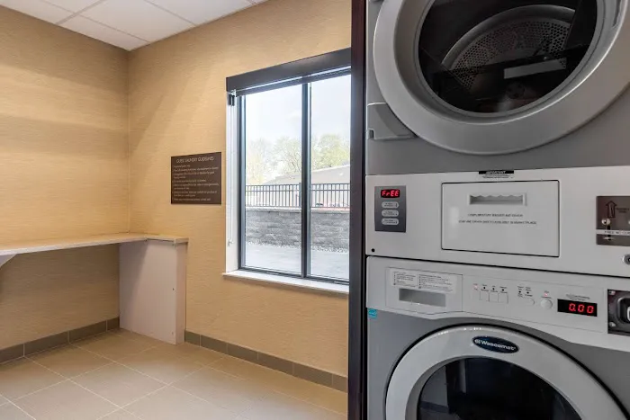 Comfort Inn & Suites Schenectady -Scotia 4