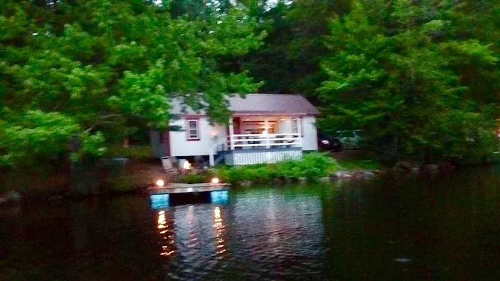 Pecks Lake Resort 4