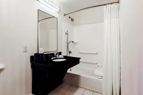 Fairfield Inn & Suites Wilkes-Barre Scranton 4