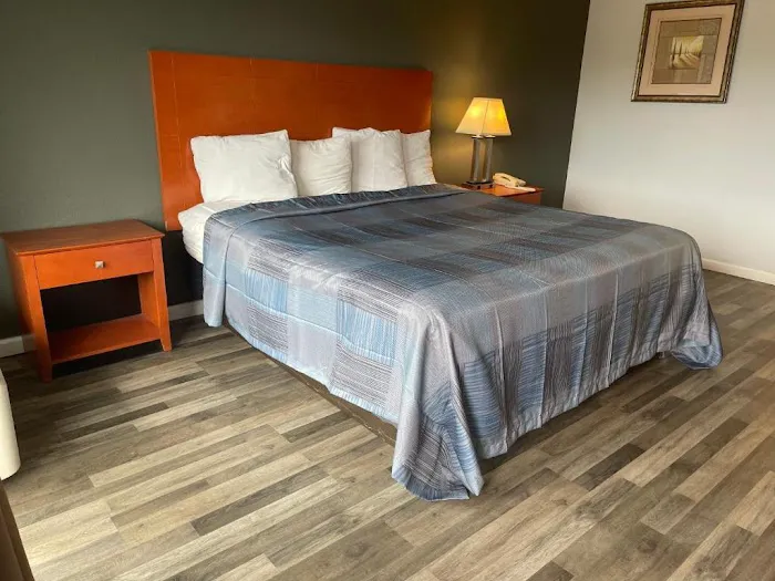 Wilkes Barre Inn & Suites conference center 4