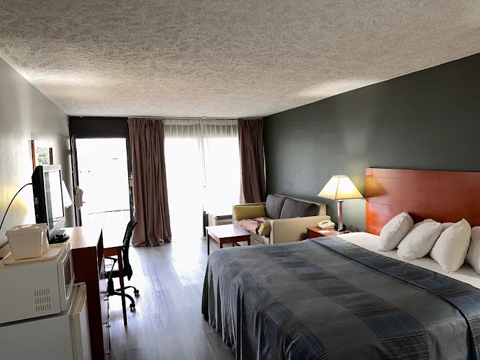 Wilkes Barre Inn & Suites conference center 4