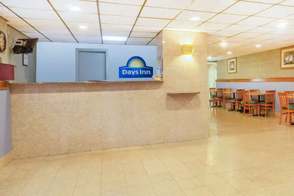 Days Inn by Wyndham Wilkes Barre 4