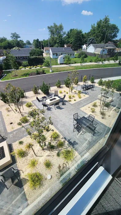 Courtyard New Castle 4