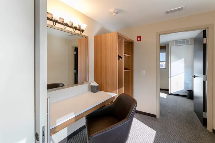 Hyatt Place Wilmington Riverfront 5