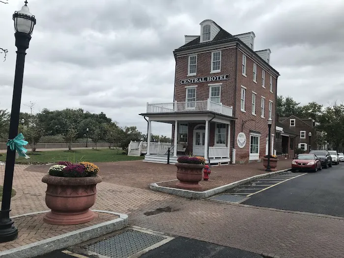 Central hotel 4