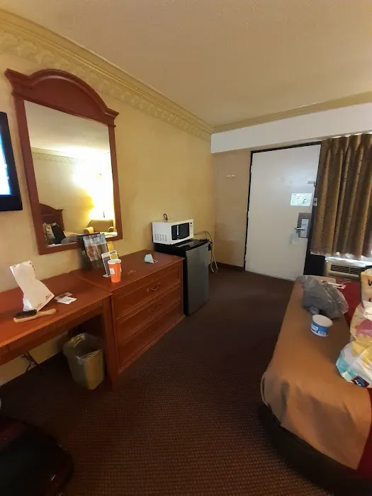Travel Inn 4