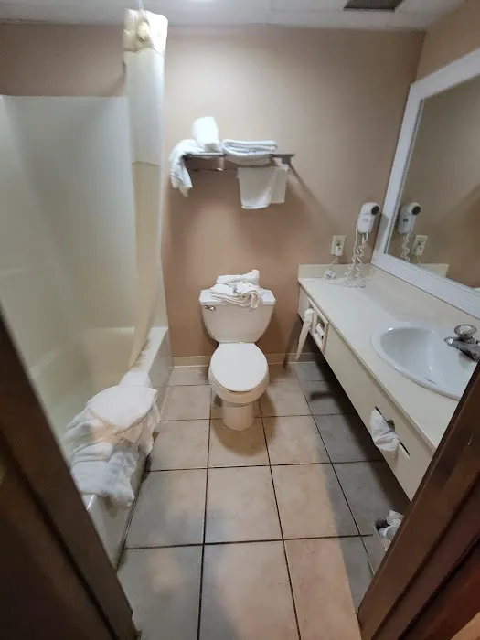 Country Inn of Lancaster 4