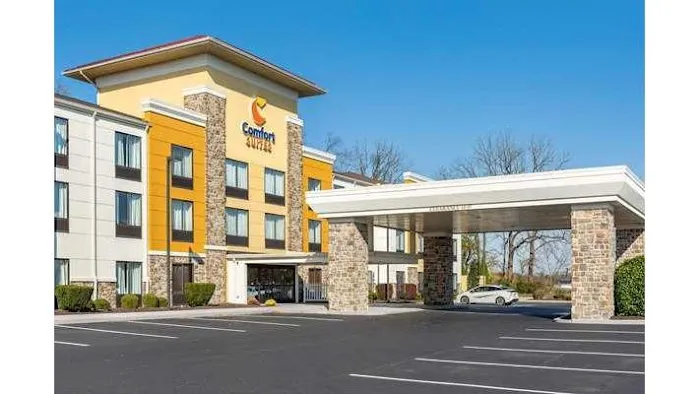 Comfort Suites Lancaster Amish Country 4
