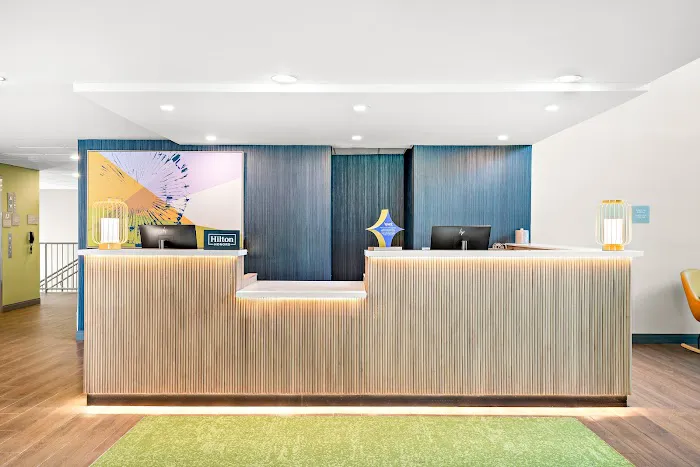 Spark by Hilton Lancaster Dutch Country 4