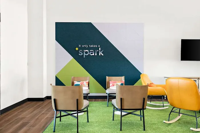 Spark by Hilton Lancaster Dutch Country 4