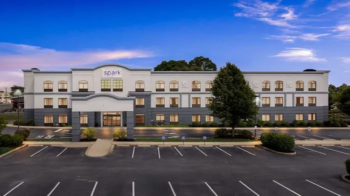 Spark by Hilton Lancaster Dutch Country 4
