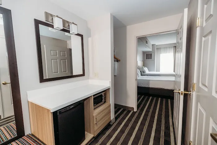 Parkview Inn & Suites Lancaster 4