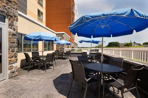 Fairfield Inn & Suites Lancaster East at The Outlets 4