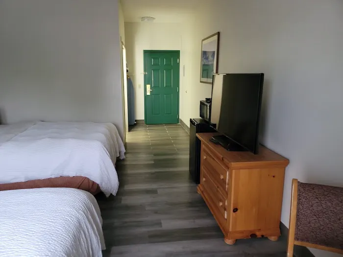 Lancaster Inn and Suites - Hotel in Manheim PA 4