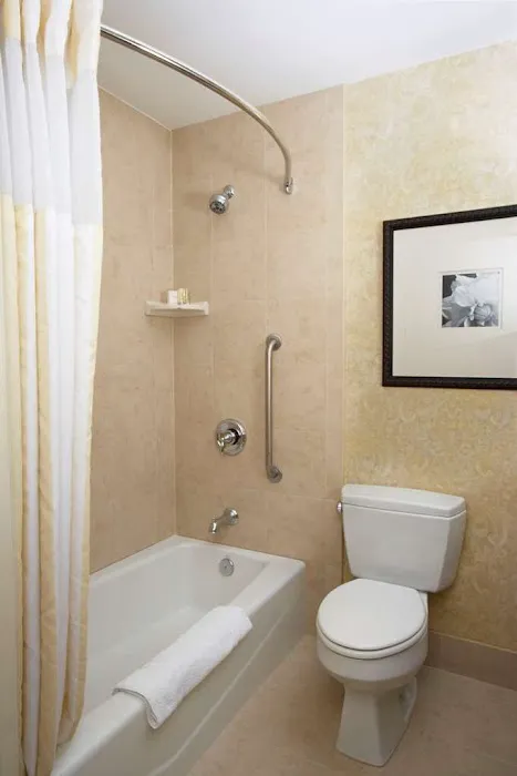 Hilton Garden Inn Lancaster 4