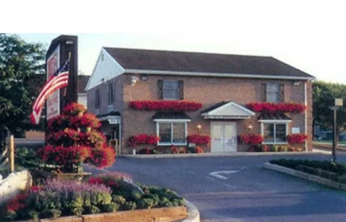 Classic inn lancaster 4