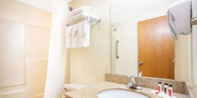 Days Inn by Wyndham Lancaster PA Dutch Country