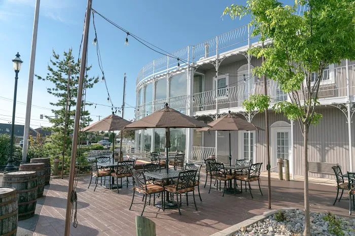 Fulton Steamboat Inn 4