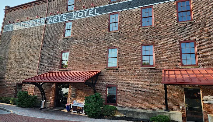 Lancaster Arts Hotel 4