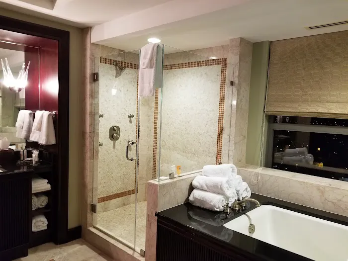 Lancaster Marriott at Penn Square 4