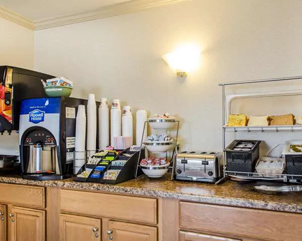 Clarion Inn Strasburg - Lancaster 4