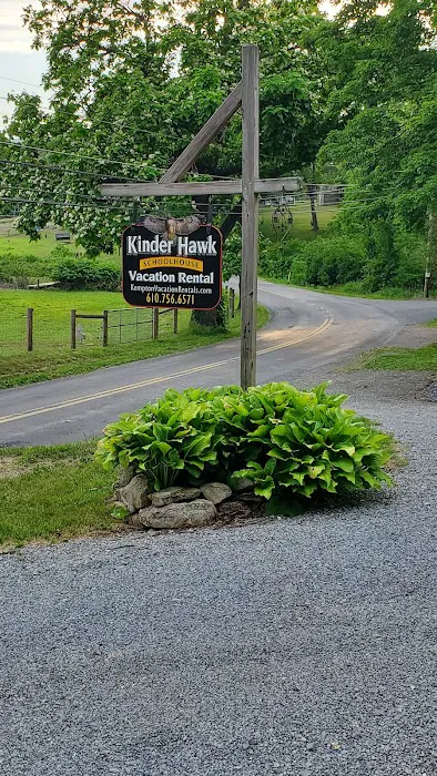 Kinder Hawk Schoolhouse Vacation Rental 4