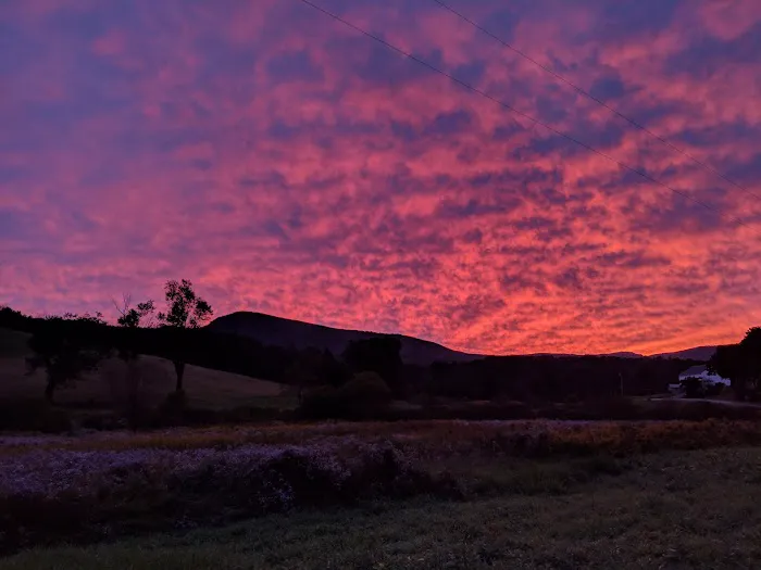 Kinder Hawk Schoolhouse Vacation Rental 4