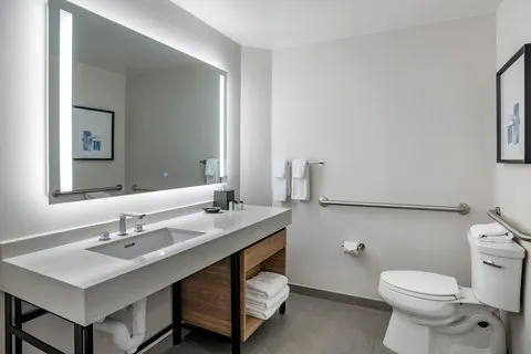 Sheraton Suites Wilmington Downtown 4