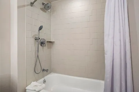 Sheraton Suites Wilmington Downtown 4