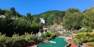 Holiday Inn Club Vacations Oak n' Spruce Resort in the Berkshires, and IHG Hotel