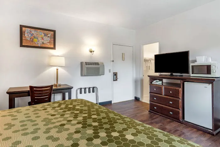 Econo Lodge Lee - Great Barrington 4