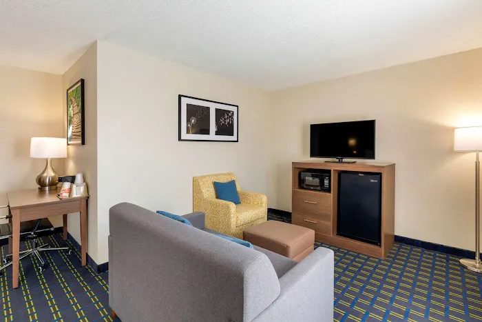 Quality Inn 5