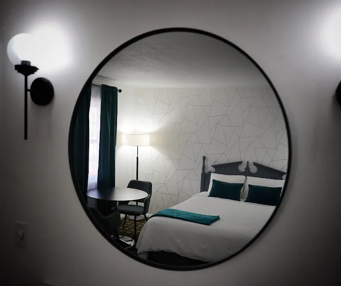 Pilgrim Inn 5
