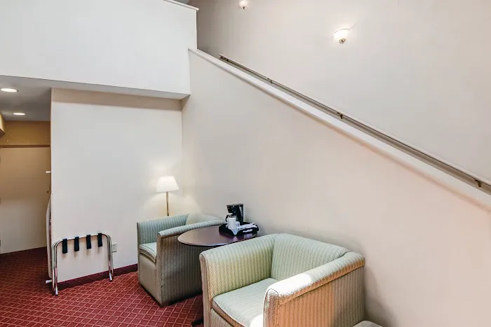 Americas Best Value Inn Torrington, CT 4