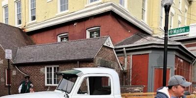 The Yankee Pedlar Inn