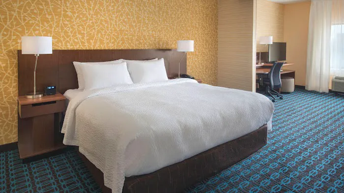 Fairfield Inn & Suites Syracuse Carrier Circle 4