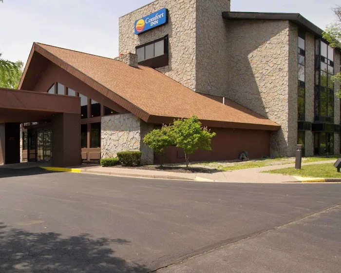 Comfort Inn & Suites Syracuse-Carrier Circle 4