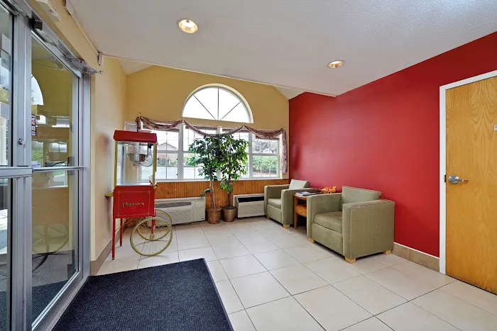Americas Best Value Inn East Syracuse 4