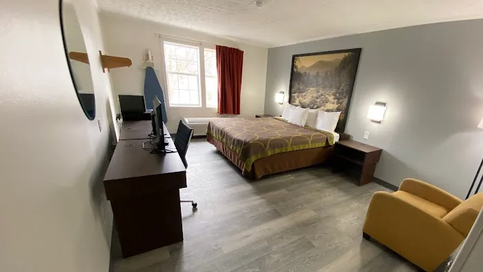 Syracuse Inn 4