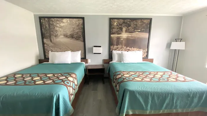 Syracuse Inn 4