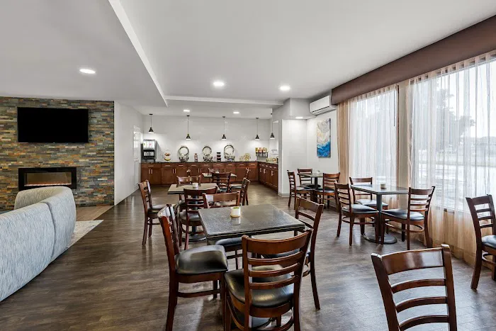 Hotel Concord Syracuse, Ascend Hotel Collection 4