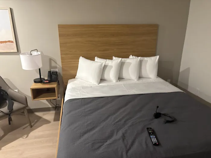 LivAway Suites - Syracuse 4